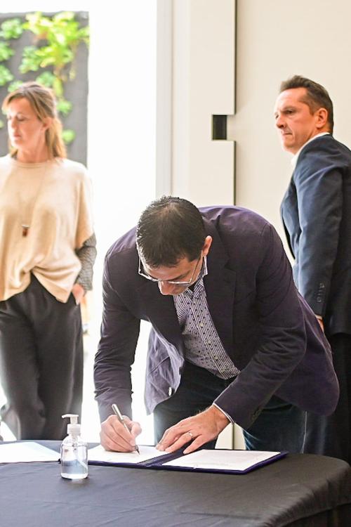 019a006f-7e55-42f6-9ef6-91f9114dd81c