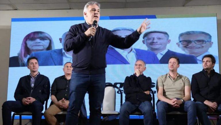 Llaryora-acto-club-ameghino-768x435