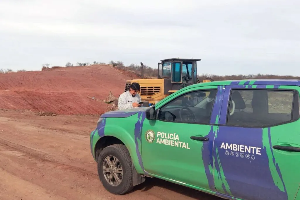 WhatsApp-Image-2025-08-26-at-09.04.58-1-1024x683