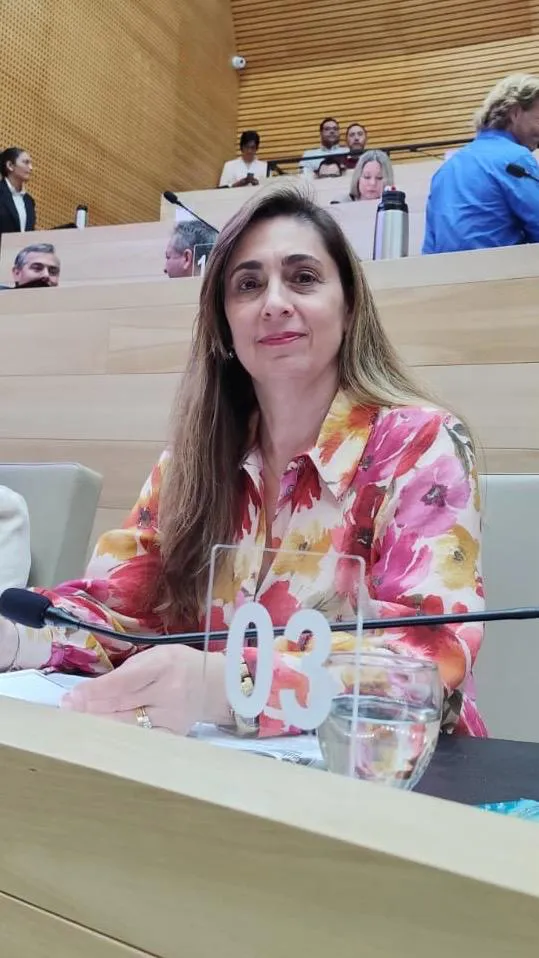 5c9dd79b-7eee-425d-84b8-febfa959999b