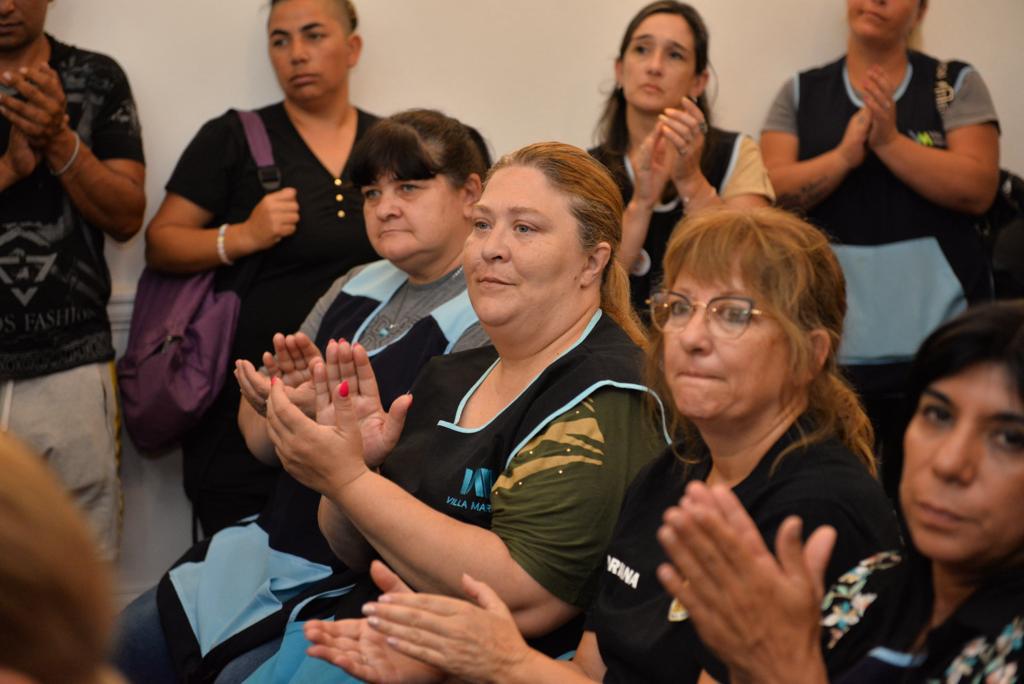 WhatsApp-Image-2023-12-14-at-16.36.29